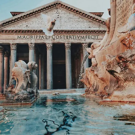 Lejlighed Pantheon Luxury Rom